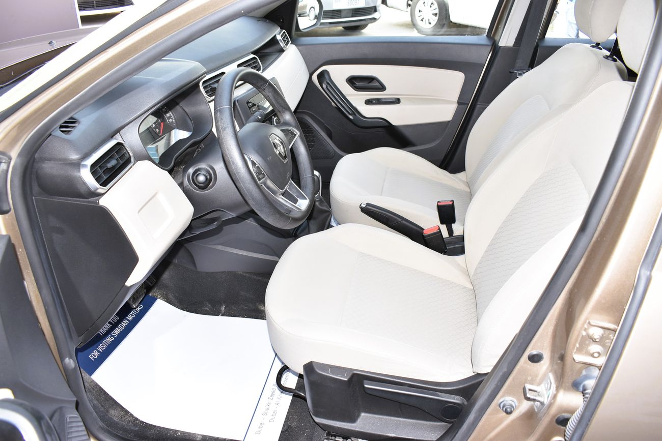 Renault Duster AED 559 PM | 1.6L PE 2WD GCC DEALER WARRANTY