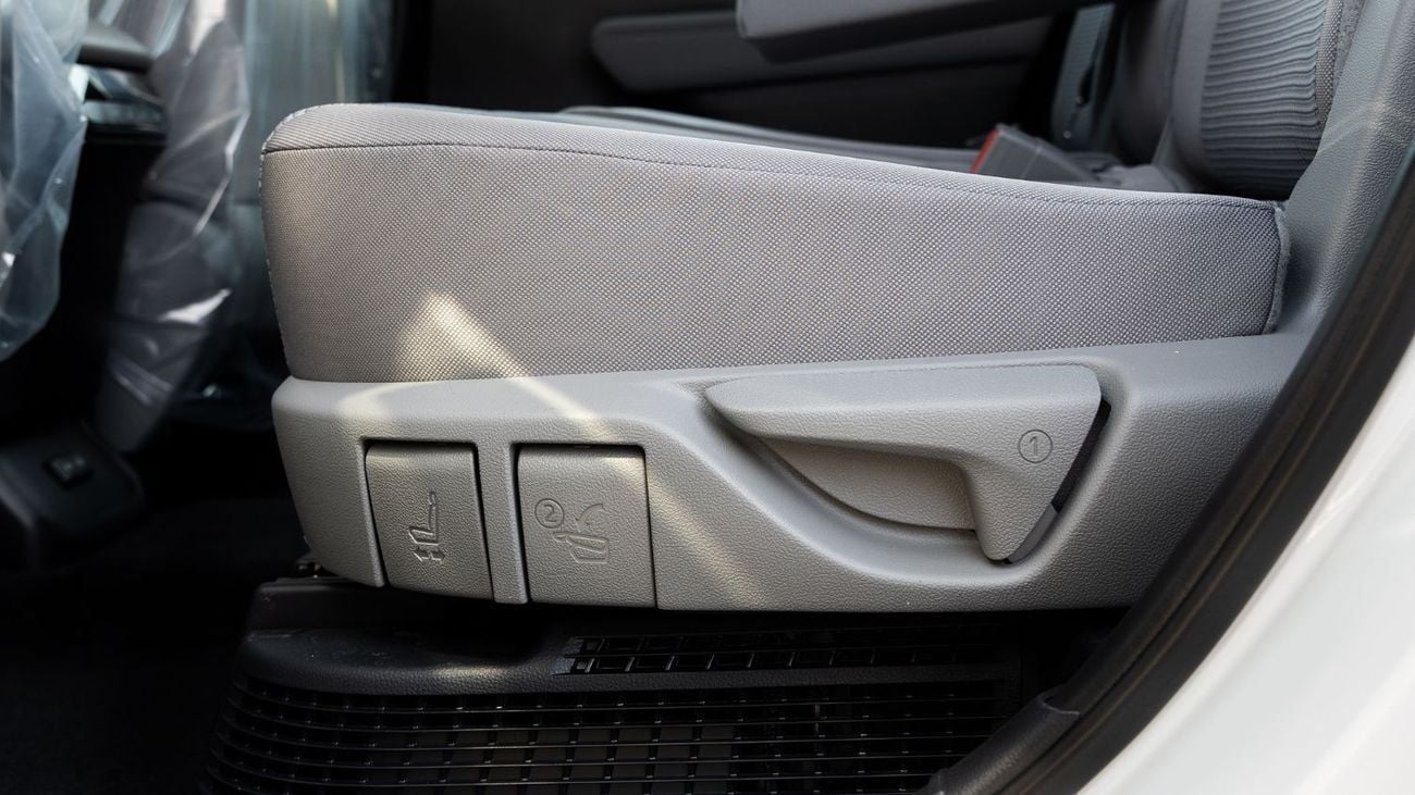 تويوتا هايلاندر 2026 Toyota Highlander LE 2.5 AT Hybrid (White)