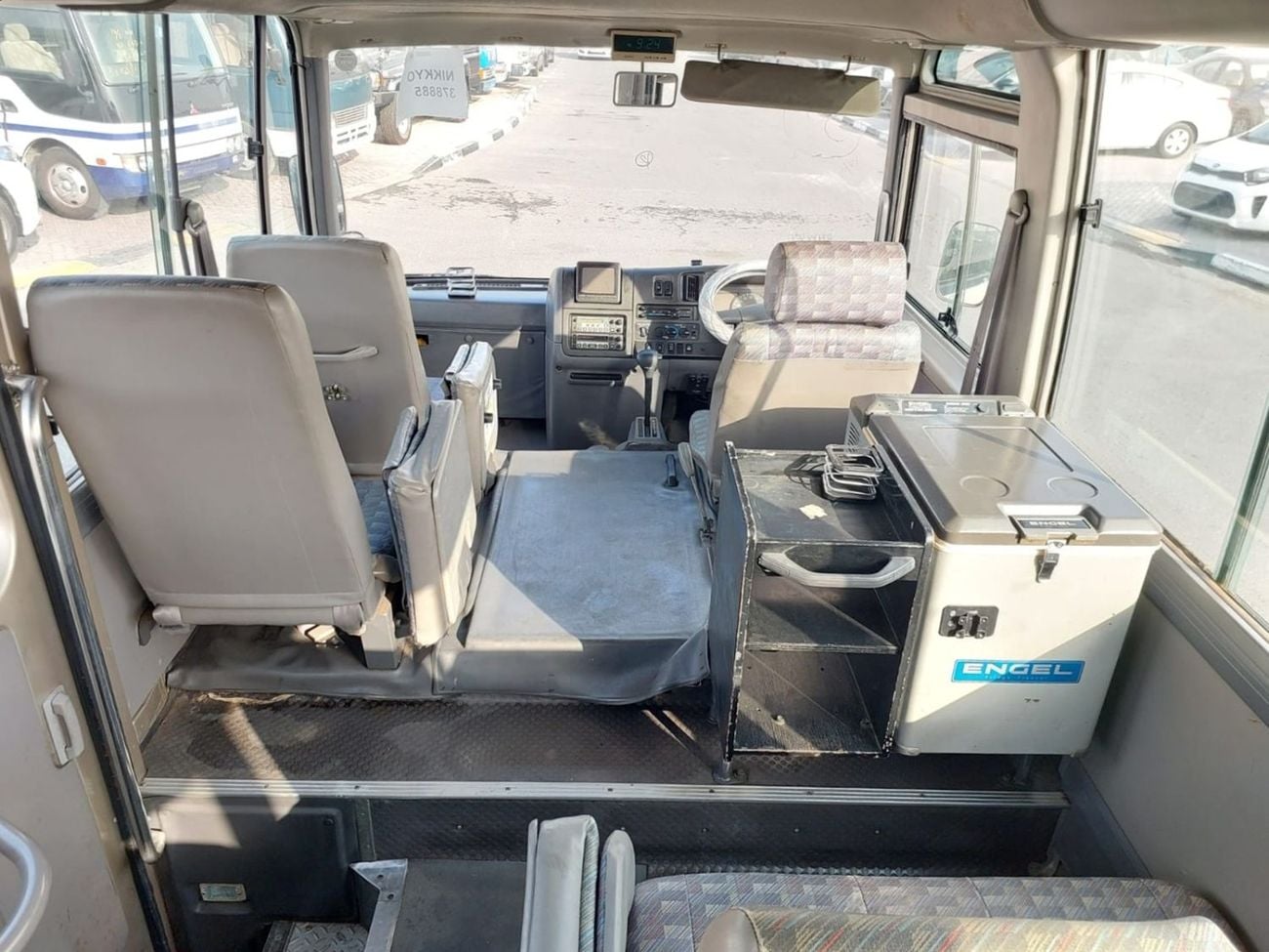 إيسوزو جرنی (RAMADAN OFFER) ISUZU JOURNEY BUS RHD 2002 MODEL 4.2 L DIESEL AUTOMATIC(PM05059)