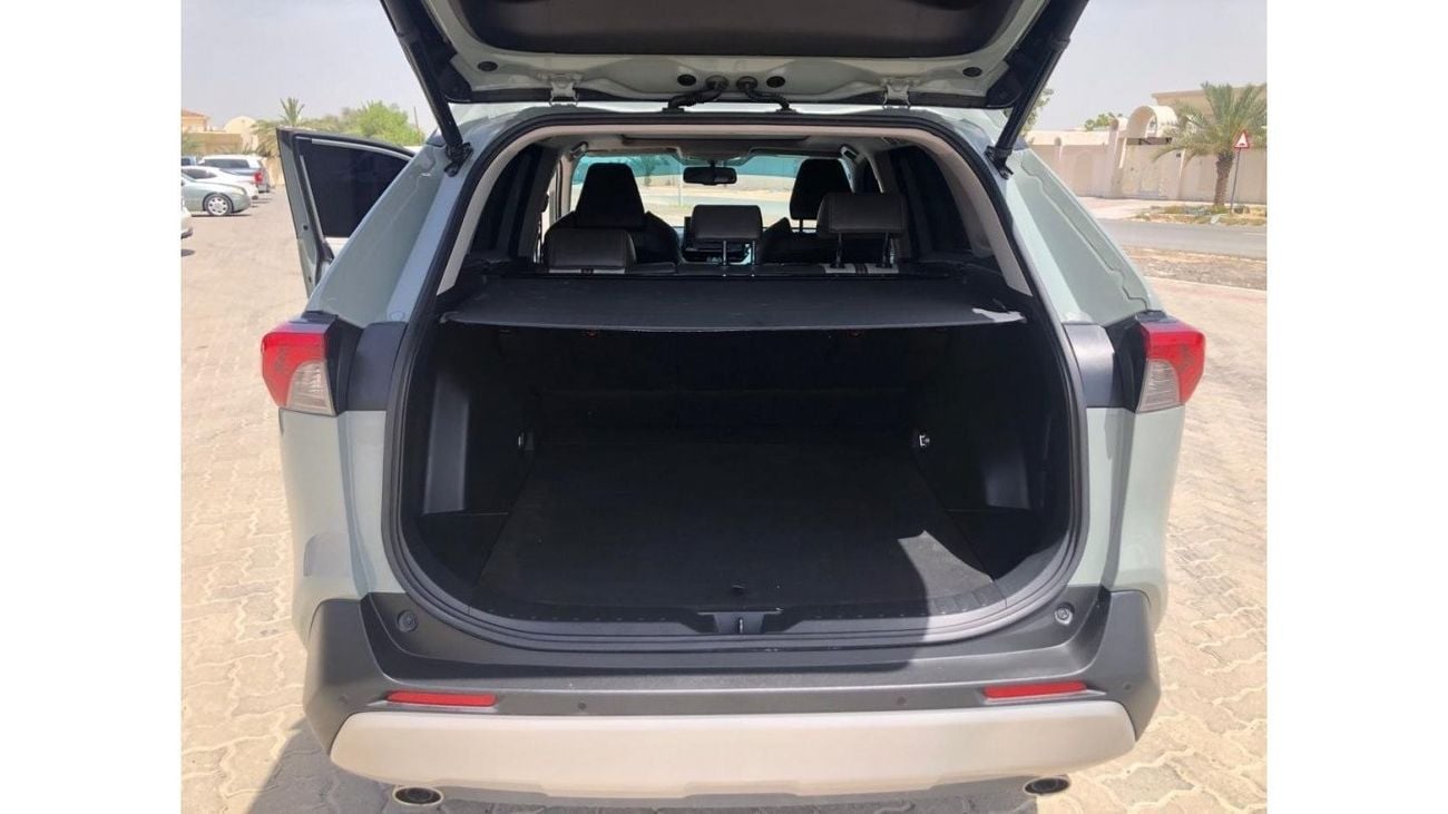 Toyota RAV4 TOYOTA RAV4 2020 ADVENTURE GCC SPECS,FULL TOP OPTION NO. 1