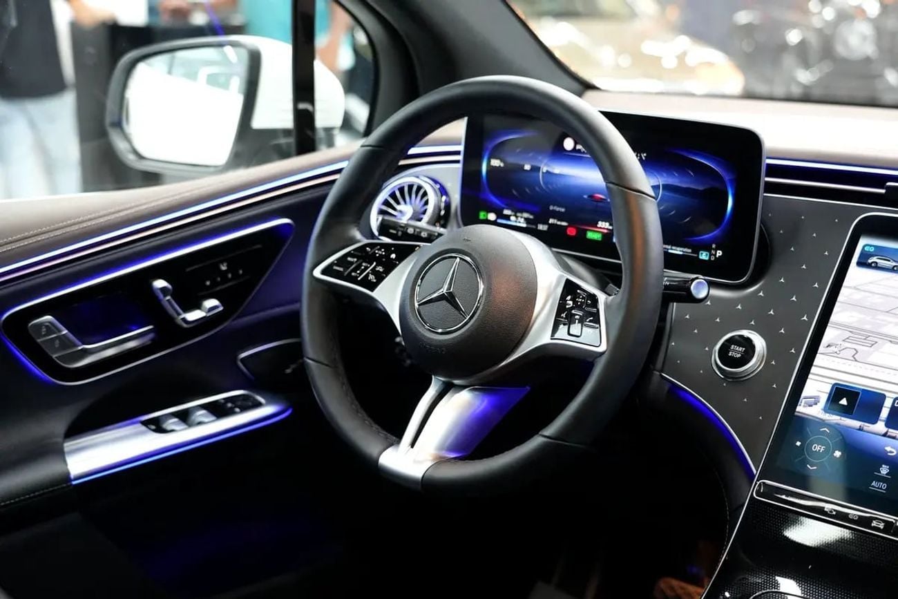 مرسيدس بنز EQE 350+ 350 | GCC 11k km | 5 Years Agency Warranty | 5 Years Service Contract