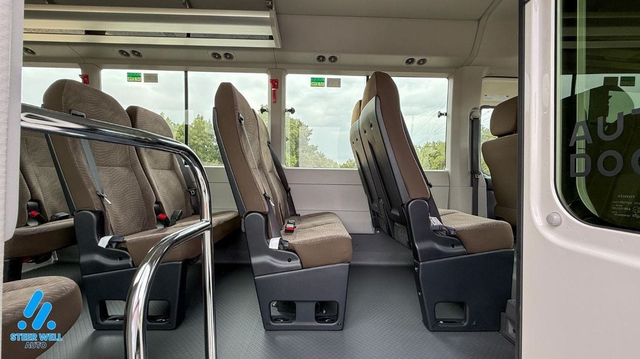 Toyota Coaster 23-Seater Bus 4.0L Diesel RWD GCC Specs Full Option White | BEST PRICE