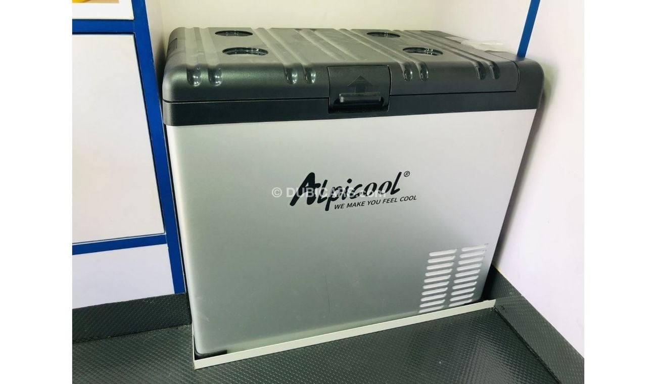 Toyota Land Cruiser 70 Mobile Clinic