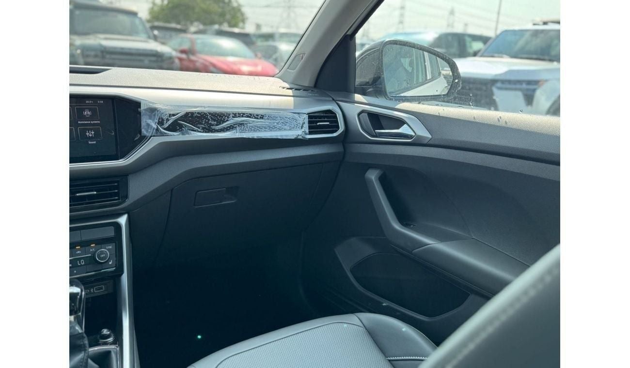 فولكس واجن T كروس Volkswagen T-Cross 1.5L (2024)