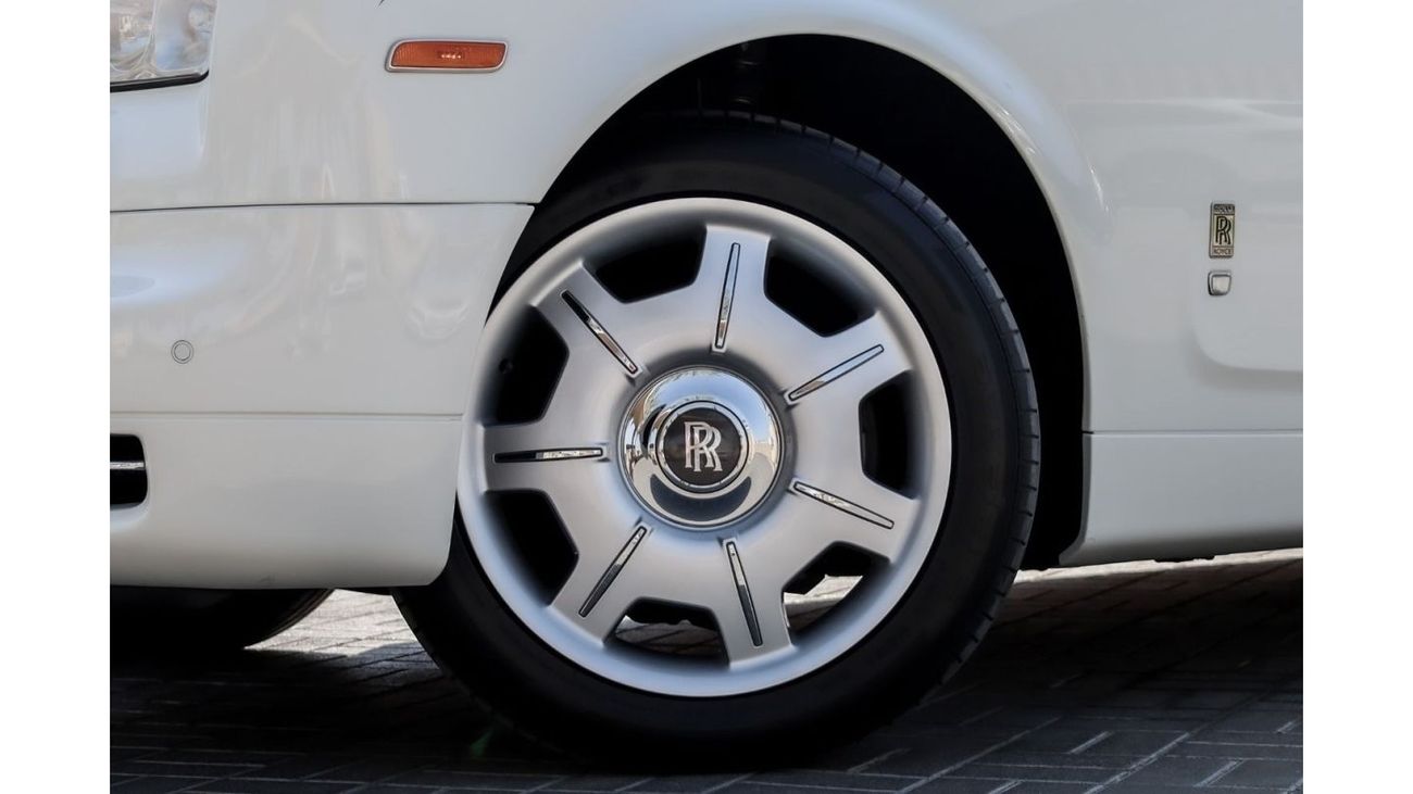 رولز رويس فانتوم Rolls-Royce Phantom 2010 GCC Flood Free.