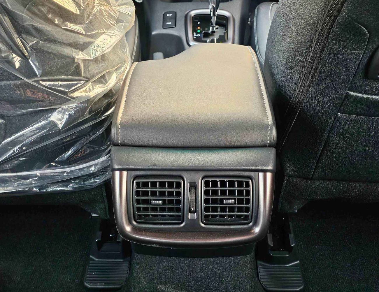 Toyota Hilux GR SPORT/DOUBLE CABIN WIDE BODY/4.0L PETROL /OVER FENDER /360*CAMERA/DRIVER PWR SEATS (CODE #HGRPKW)