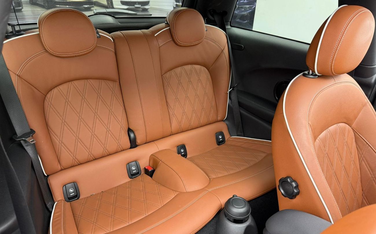 Mini Cooper S 2.0L (4 Seater) 2023 Mini Cooper S, 2028 MINI Warranty + Service Pack, Full MINI Service History,