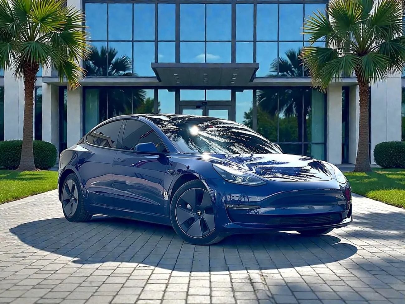 Tesla Model 3 Long Range (AWD) 1566 P.M | | | LONG RANGE | DUAL MOTOR | | GCC | WARRANTY