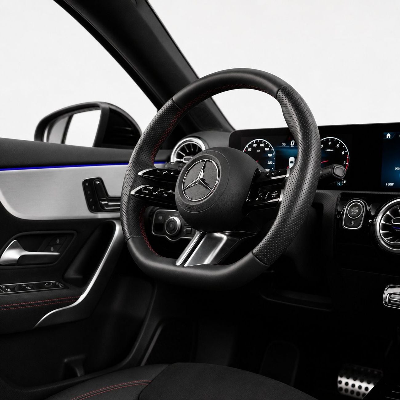 مرسيدس بنز A 200 2,107 P.M • Mercedes-Benz A 200 • 1 Year Warranty