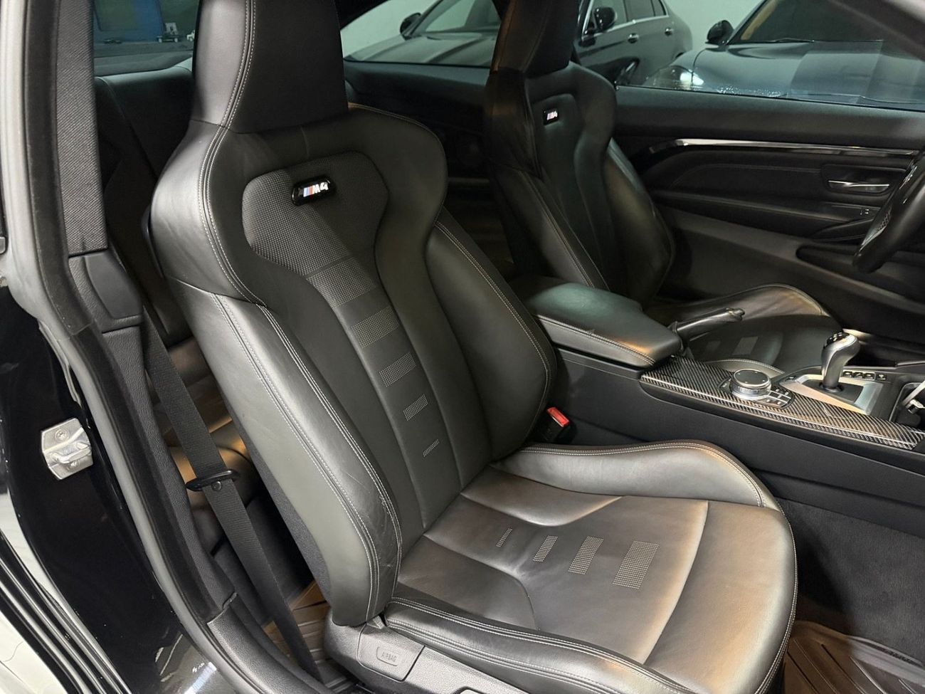 BMW M4 3.0T | USA Specs | Clean Title | High-Performance Coupe