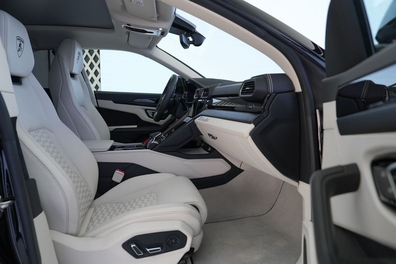 Lamborghini Urus STD 4.0T V8