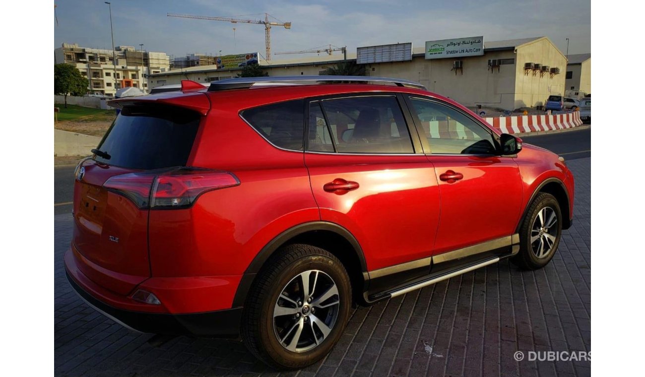 Toyota RAV4 Limited Full option with radar