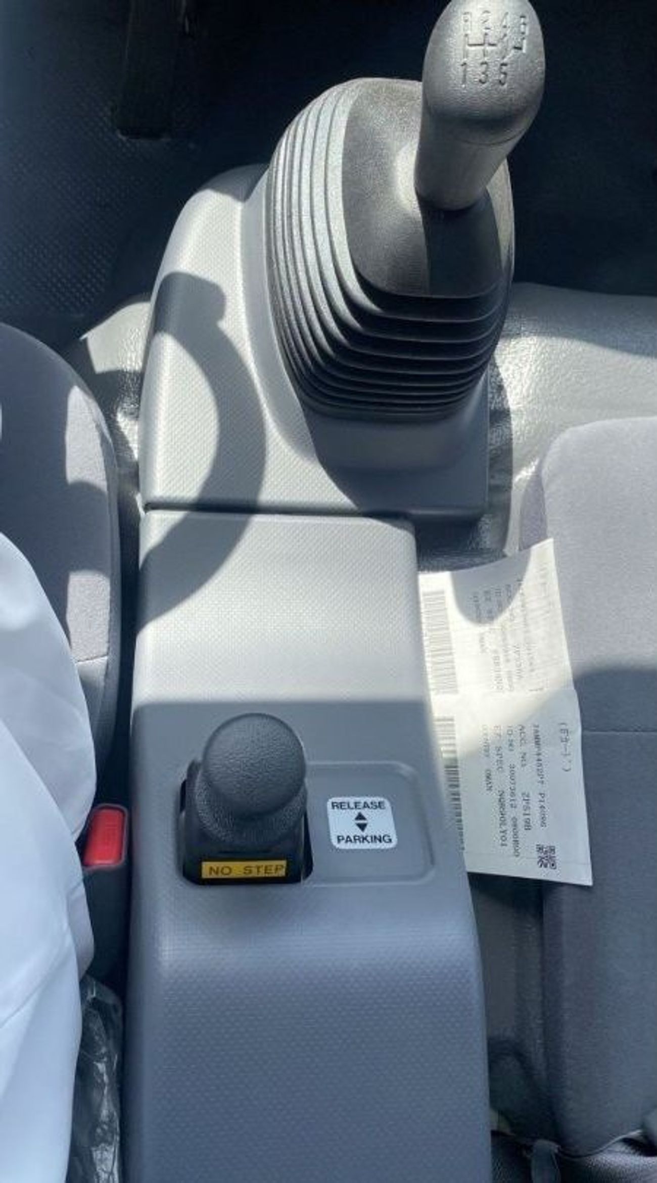 إيسوزو NQR NQR 90L CHASSIS 6.6 tons A/C CL 5200cc