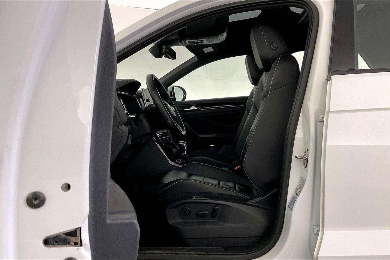 Volkswagen T ROC R-Line | Guaranteed Warranty | 0 Down Payment