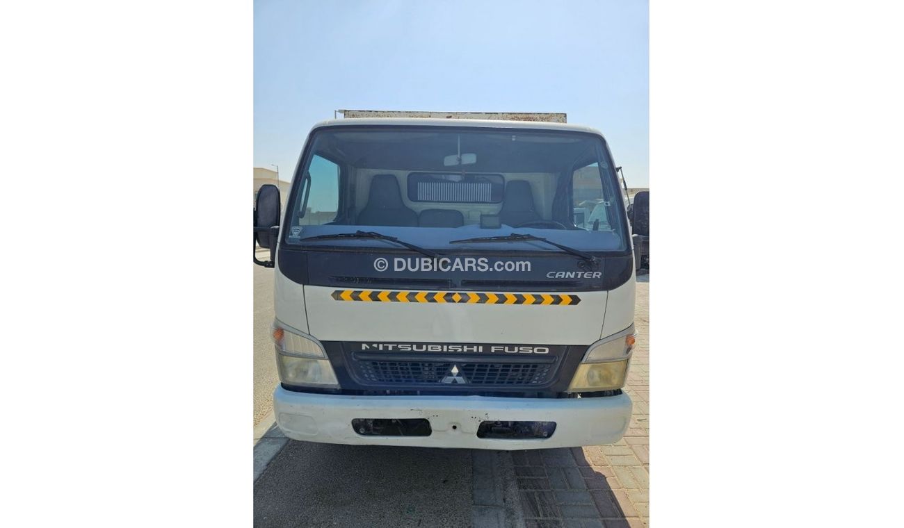 ميتسوبيشي فوسو كانتير Tipper