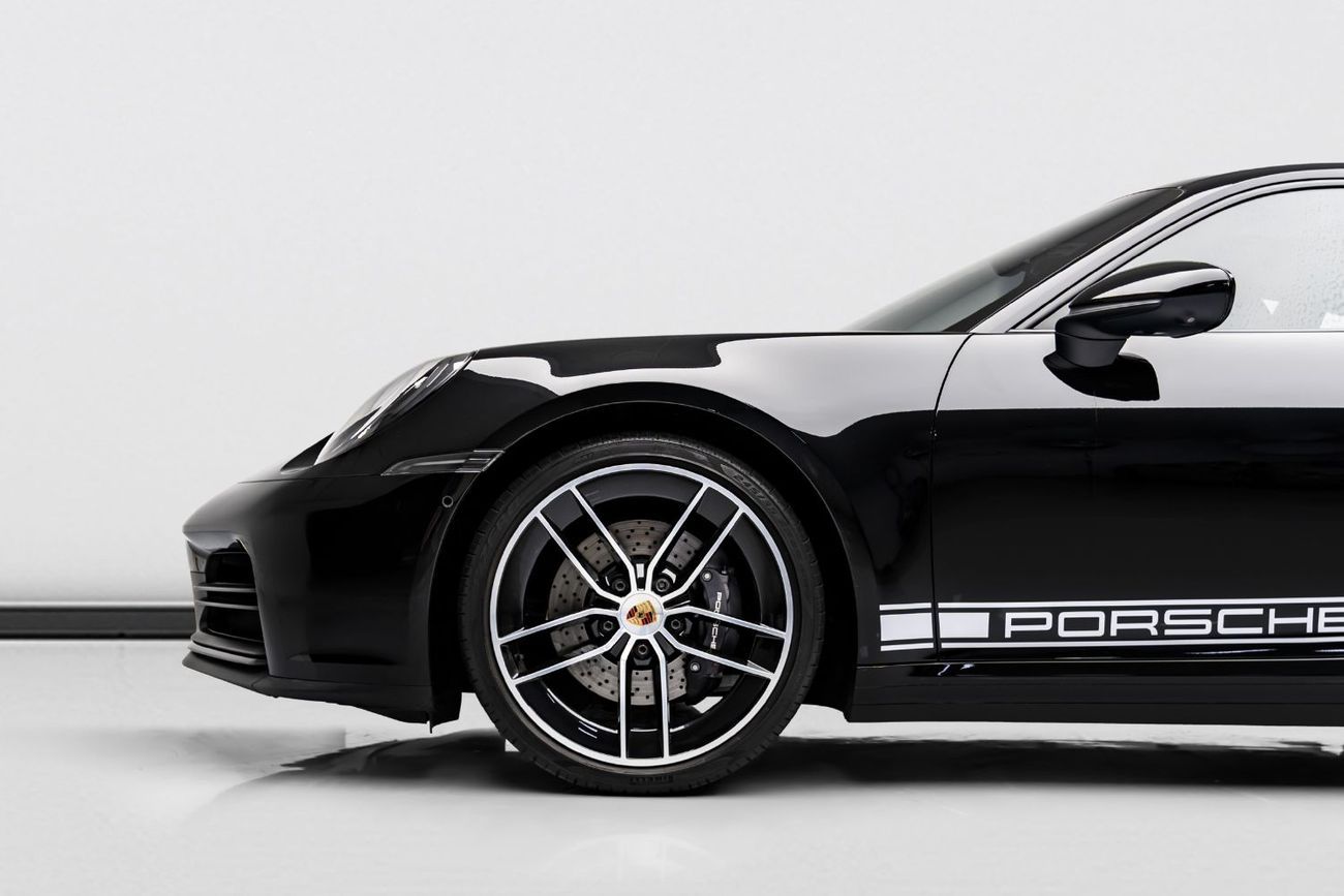 بورش 911 2025 Porsche 911 Carrera, 3.0 TC F6 RWD, 388bhp, 8-Speed PDK