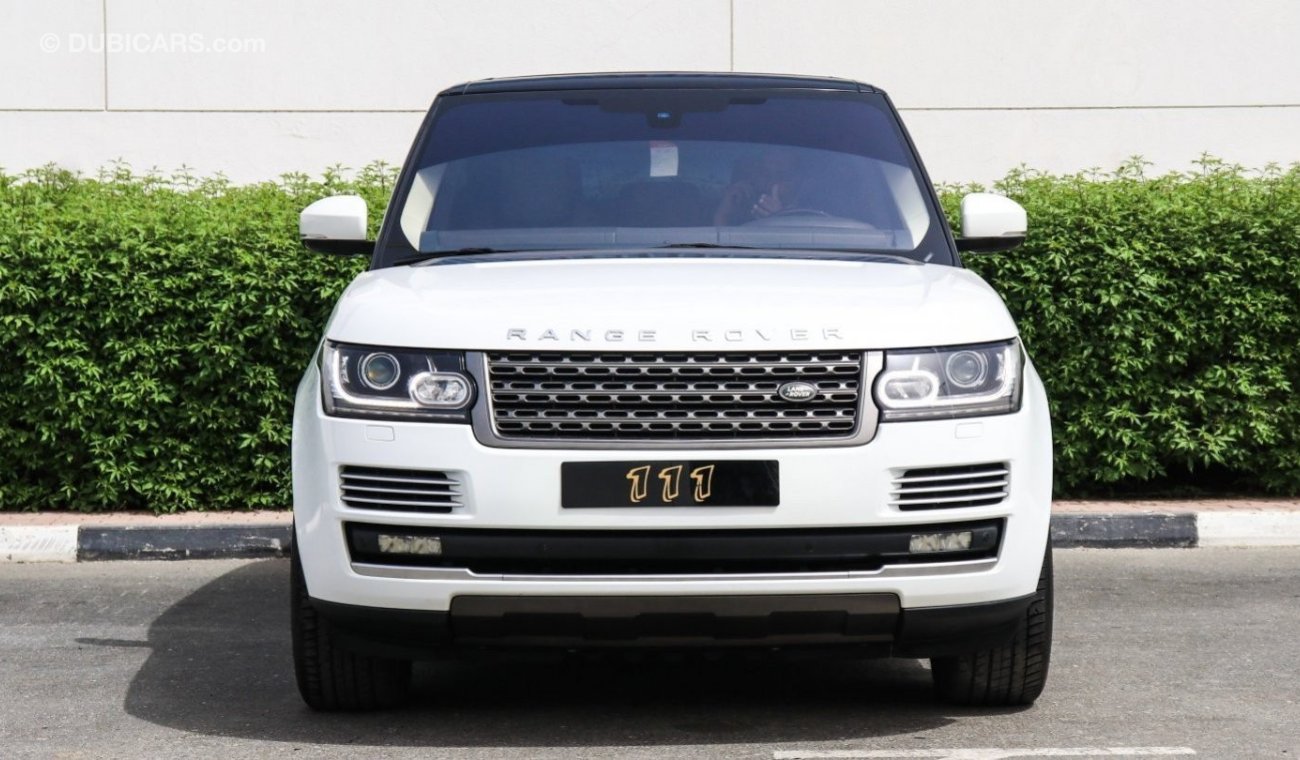 Land Rover Range Rover Vogue SE Supercharged Badge / GCC Specifications