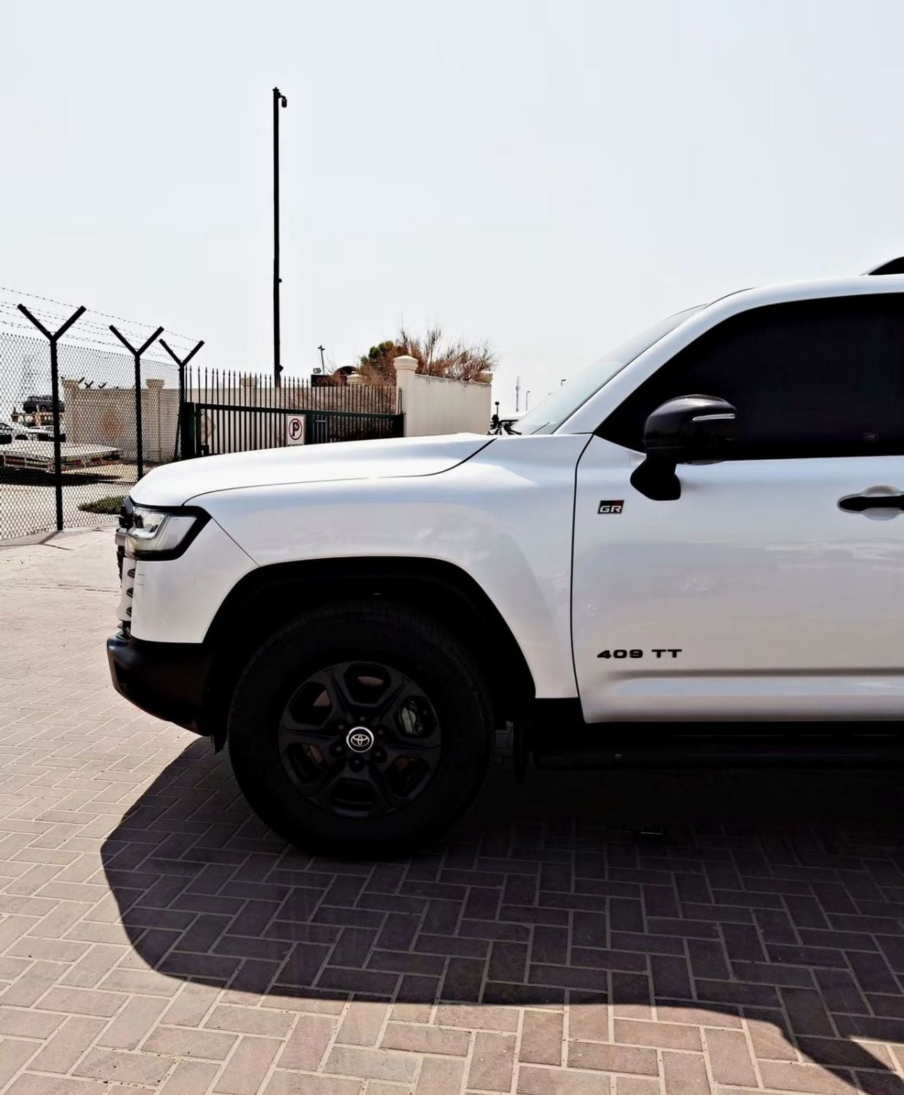 تويوتا لاند كروزر GR SPORT