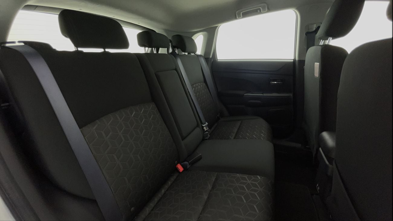 ميتسوبيشي ASX GLX MID 2 | بدون دفعة مقدمة | اختبار القيادة في المنزل