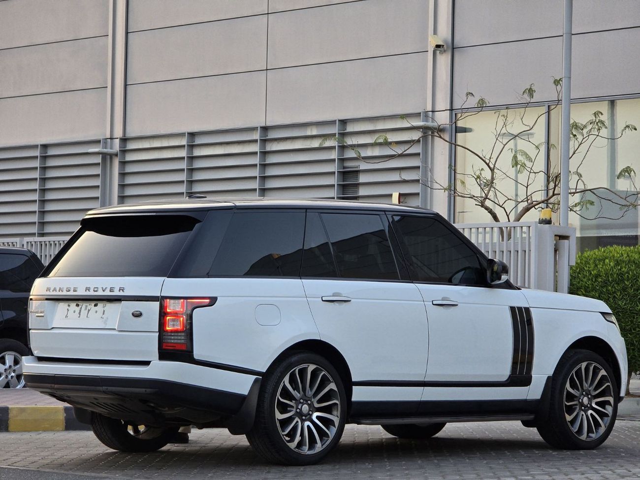 Used Land Rover Range Rover HSE 5.0L RANGE ROVER HSE 2015 GCC PERFECT ...