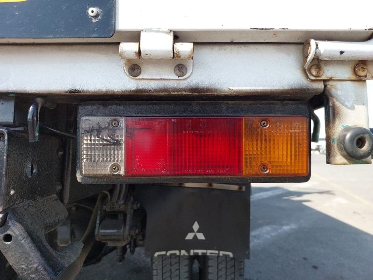 ميتسوبيشي فوسو كانتير MITSUBISHI CANTER TRUCK RHD 1994 MODEL 4.5 L DIESEL MANUAL(PM00202)