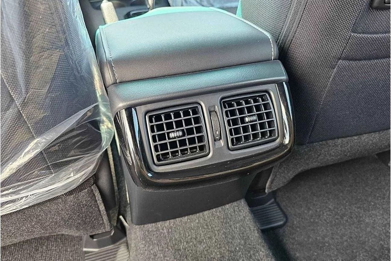 Toyota Hilux DC ADVENTURE 2.8D AT 4X4 MY2024 - BLACK