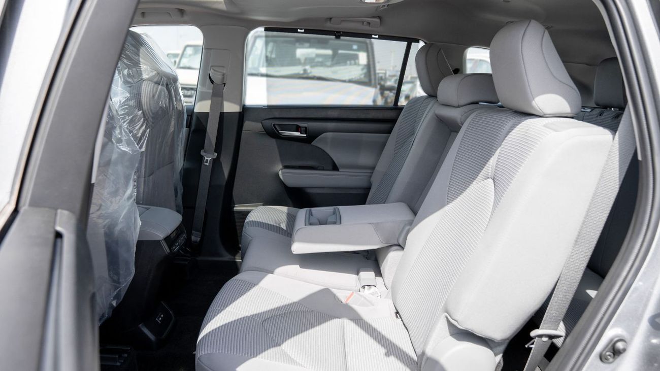 Toyota Highlander 2026 Toyota Highlander GLE 2.5L AT Hybrid (Gray)