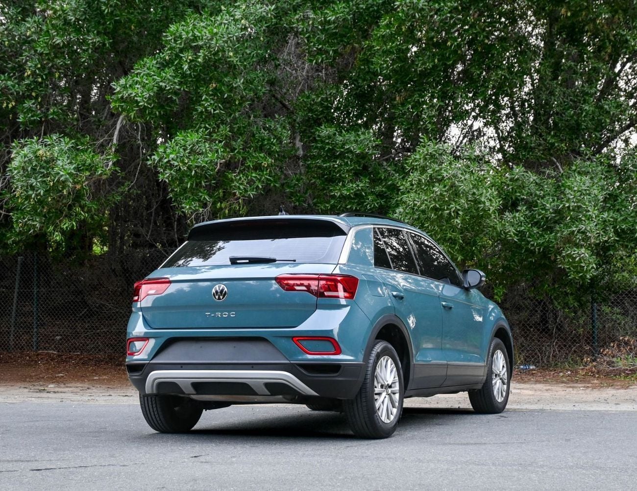 فولكس واجن T ROC Life 1.4L