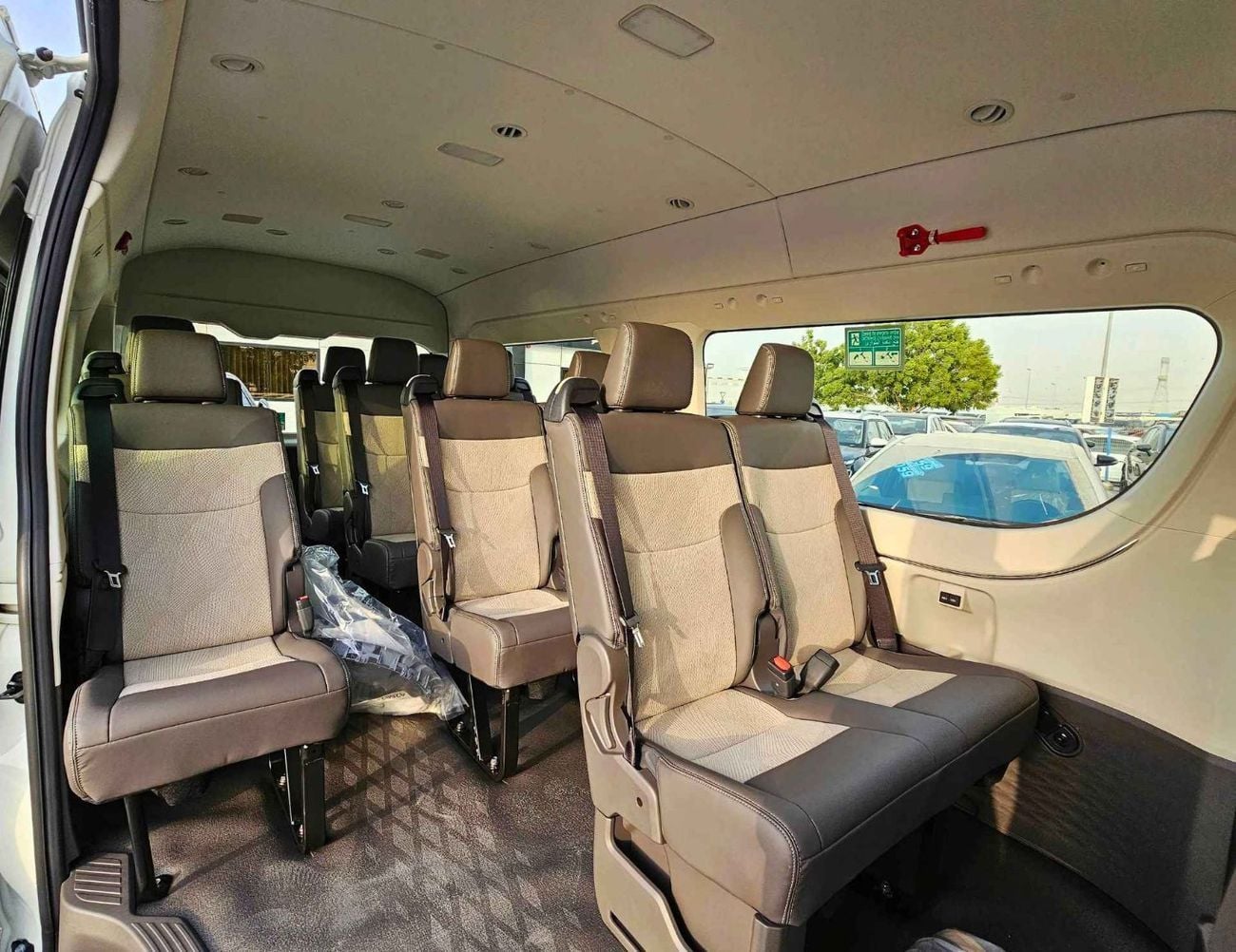 Toyota Hiace GL HIGHROOF GL/3.5L PETROL M/T V6/HIGH OPTION 13 SEATER/ CODE # HHGL35MP