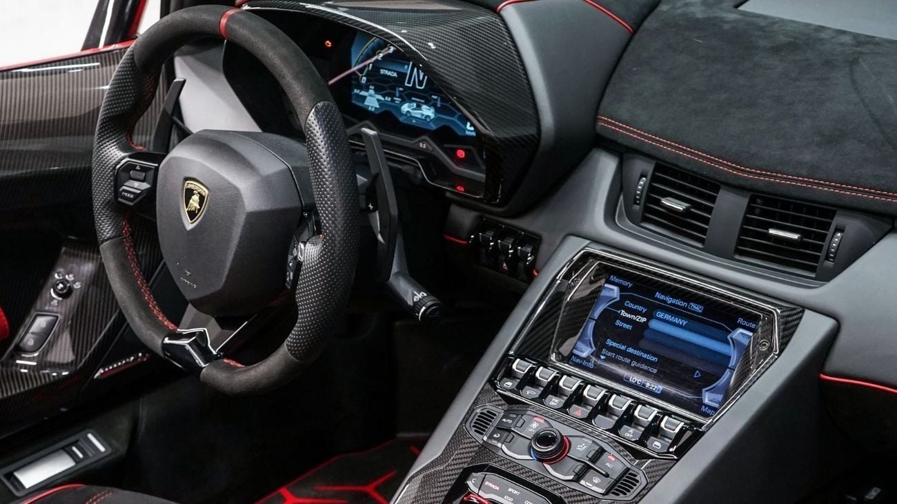 لامبورغيني أفينتادور SVJ 6.5L V12 | European Specs | 8,700 KM | Full Service History