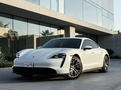 بورش تايكان AED 3,030 P.M | 0% DOWN PAYMENT | PORSCHE TAYCAN | EV | 2022