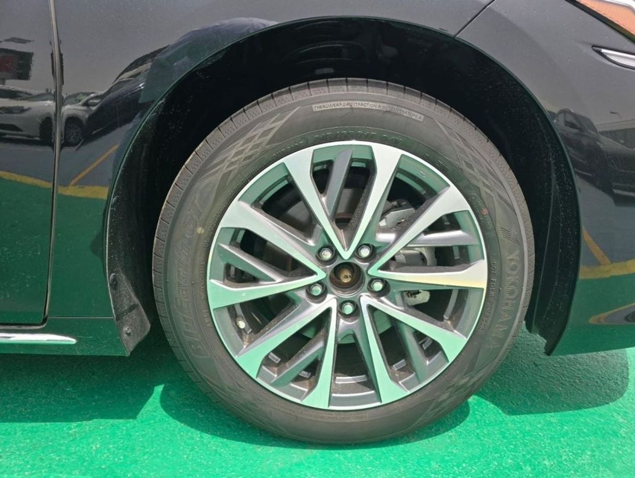 Lexus ES300h 2.5L HYBRID 2025 GCC