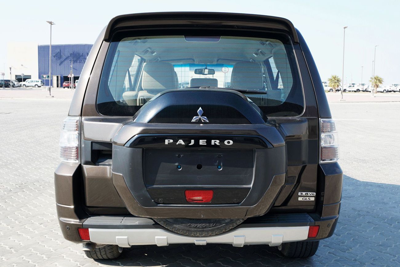 Mitsubishi Pajero 3.8L, GLS, Petrol, Automatic , MY2017