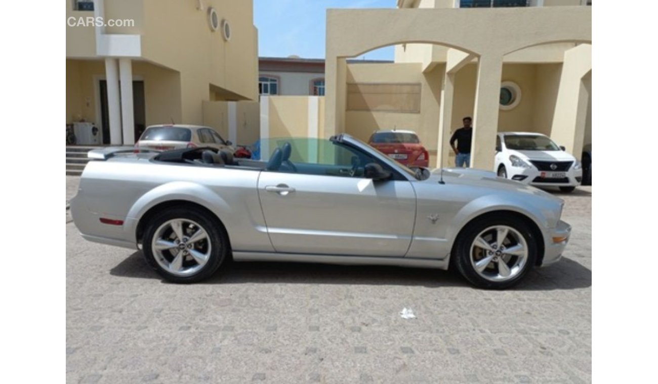 Ford Mustang 4.6L / V8 / RWD