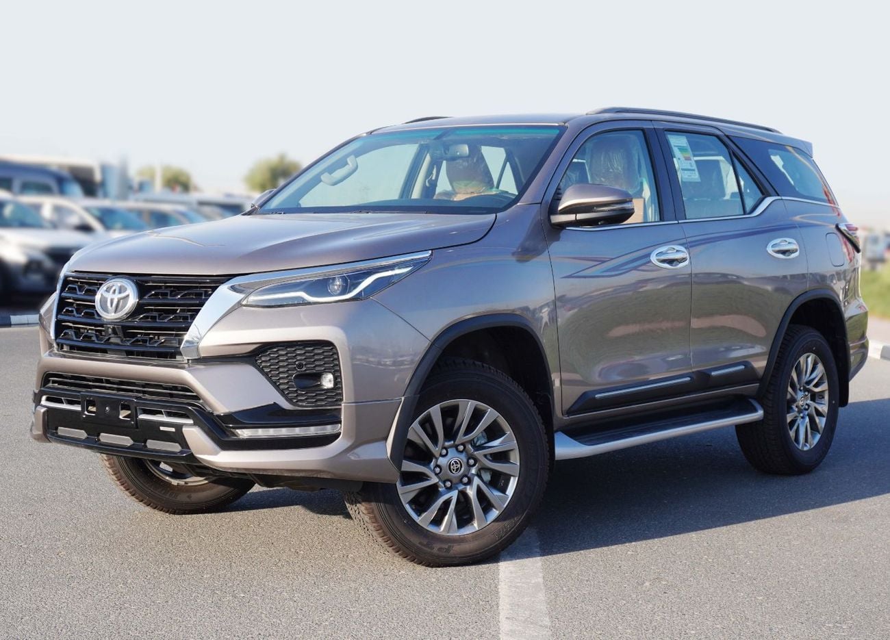 تويوتا فورتونر VXR 4.0L 2026 Model Petrol A/T