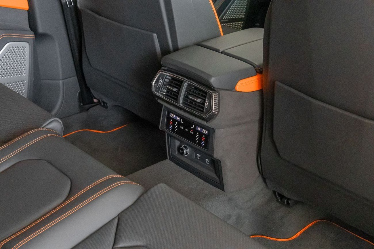 Lamborghini Urus SE Slightly Used | WARRANTY & SERVICE CONTRACT | FULL CARBON FIBER | 2025