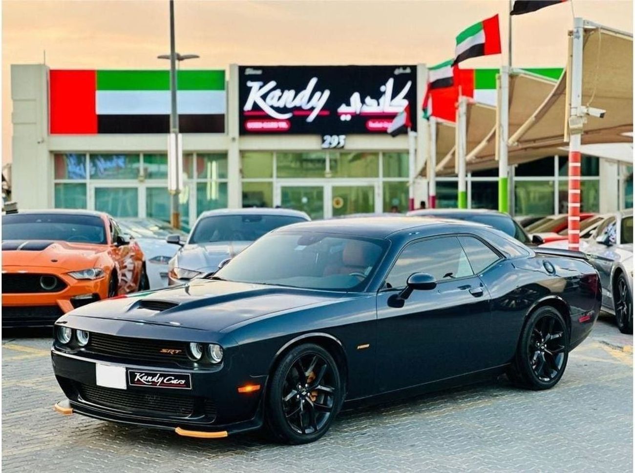 دودج تشالينجر R/T 5.7L (370 HP) | Monthly AED 1100/- | 0% DP | SRT KIt | Blindspot | Paddle Shifters | # 11864