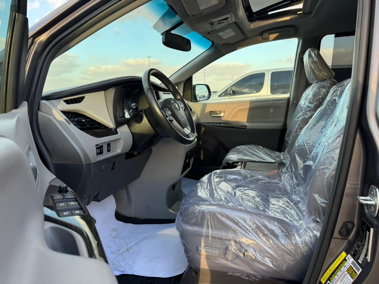 Toyota Sienna Toyota Sienna 2017 XLE