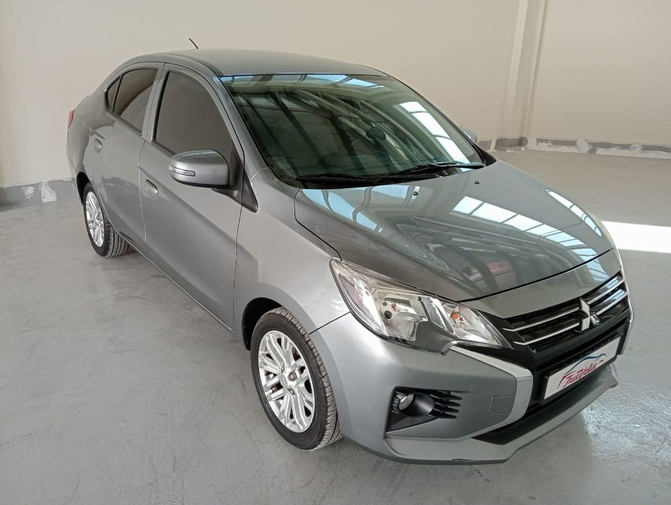 Mitsubishi Attrage GLX