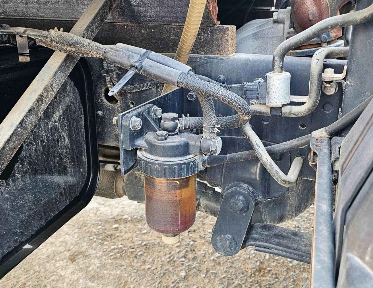 ميتسوبيشي فوسو كانتير FREEZER BOX/4.2L DIESEL M/T/SINGLE CABIN/CODE#CANF