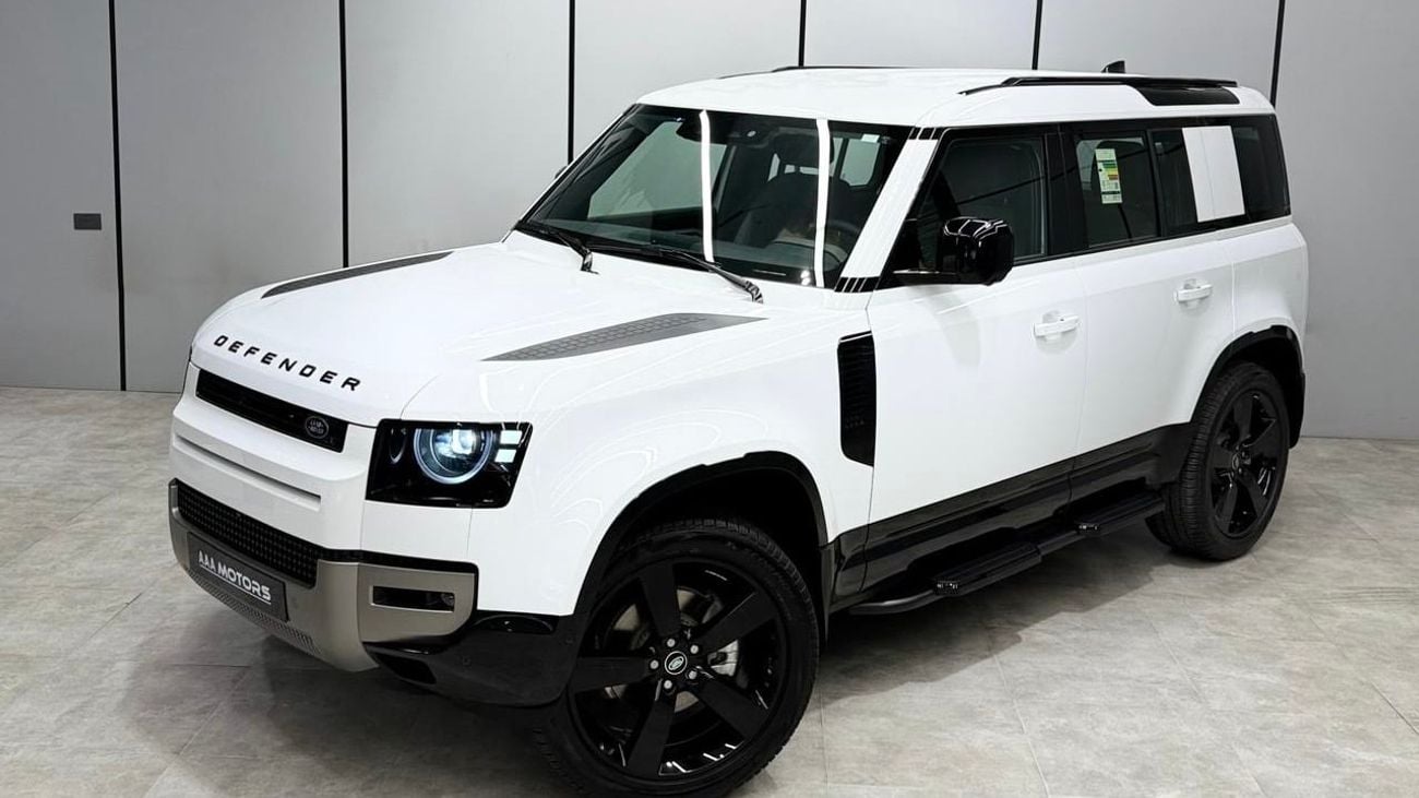 Land Rover Defender 4 Cylinder | GCC | Warranty & Service contract