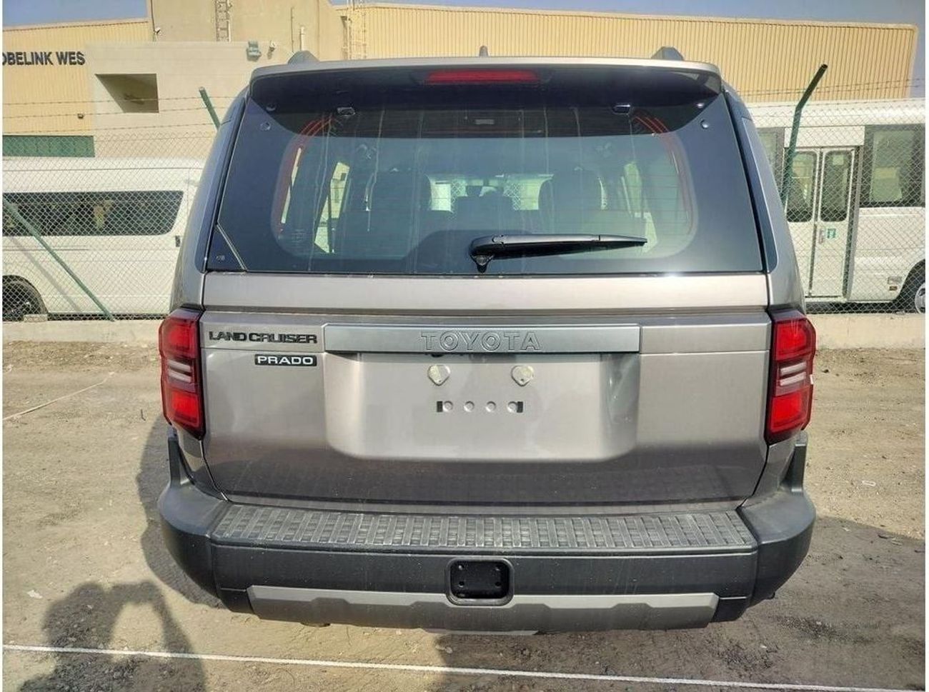 تويوتا برادو PRADO LIMITD 2.8L TURBO DIESEL | 2024 | 0 KM | 03 YEARS WARRANTY