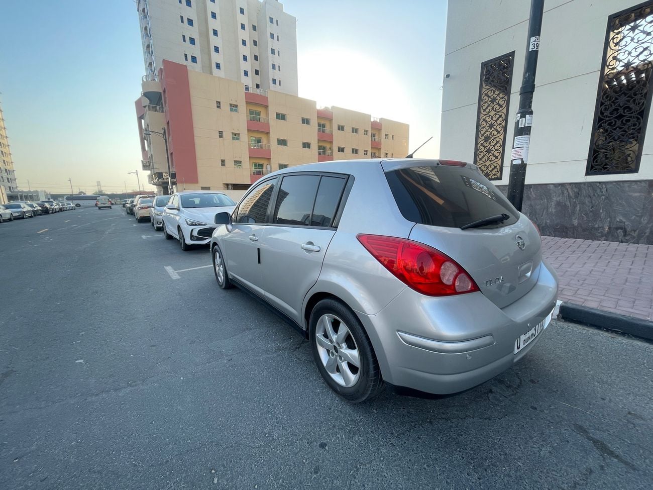 Nissan Tiida SL