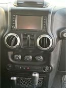 Jeep Wrangler Sahara 3.6L A/T