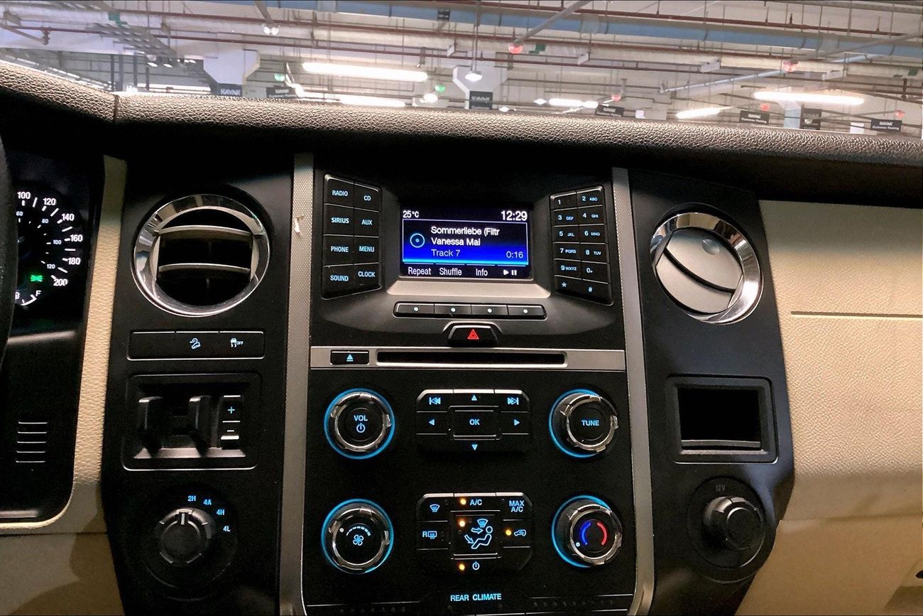 Volkswagen Tiguan R-Line | Guaranteed Warranty | 0 Down Payment