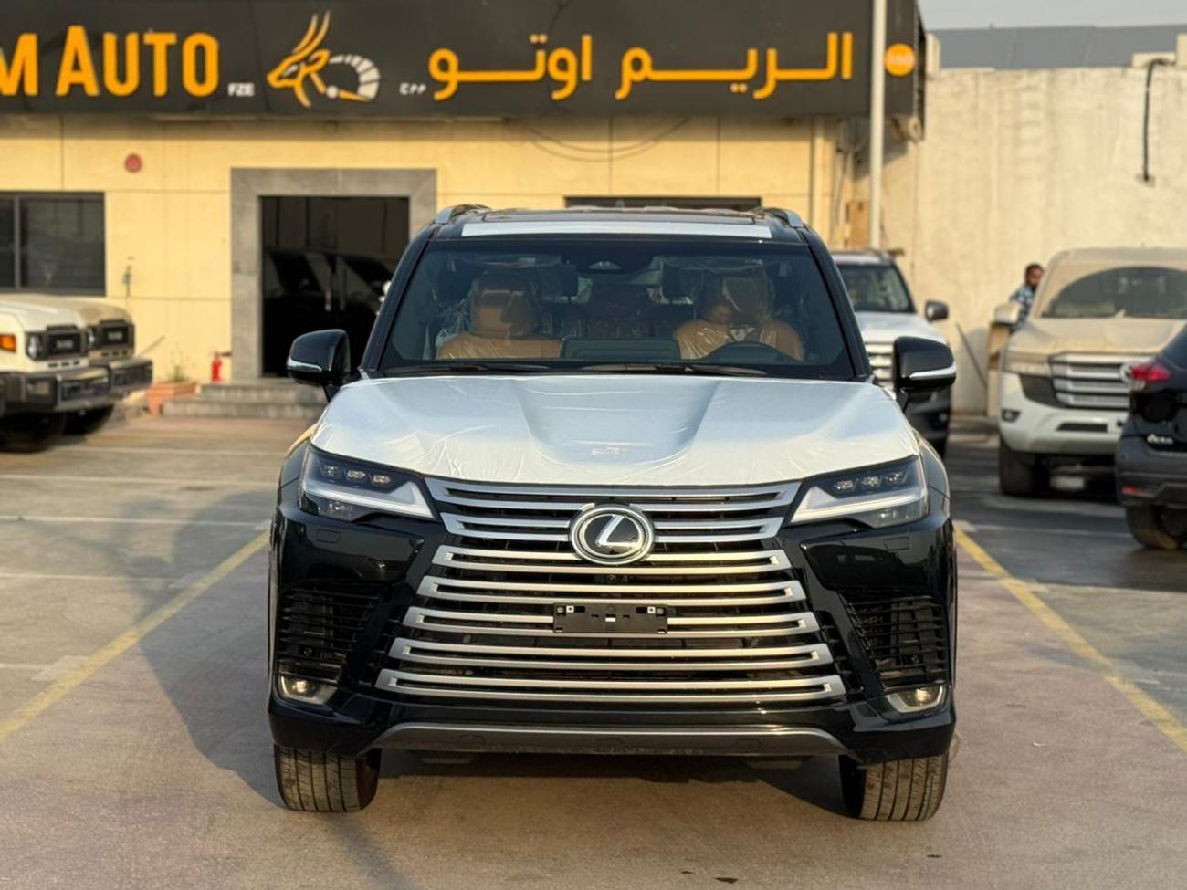 Lexus LX 700h Lexus LX 700  2025 Signature