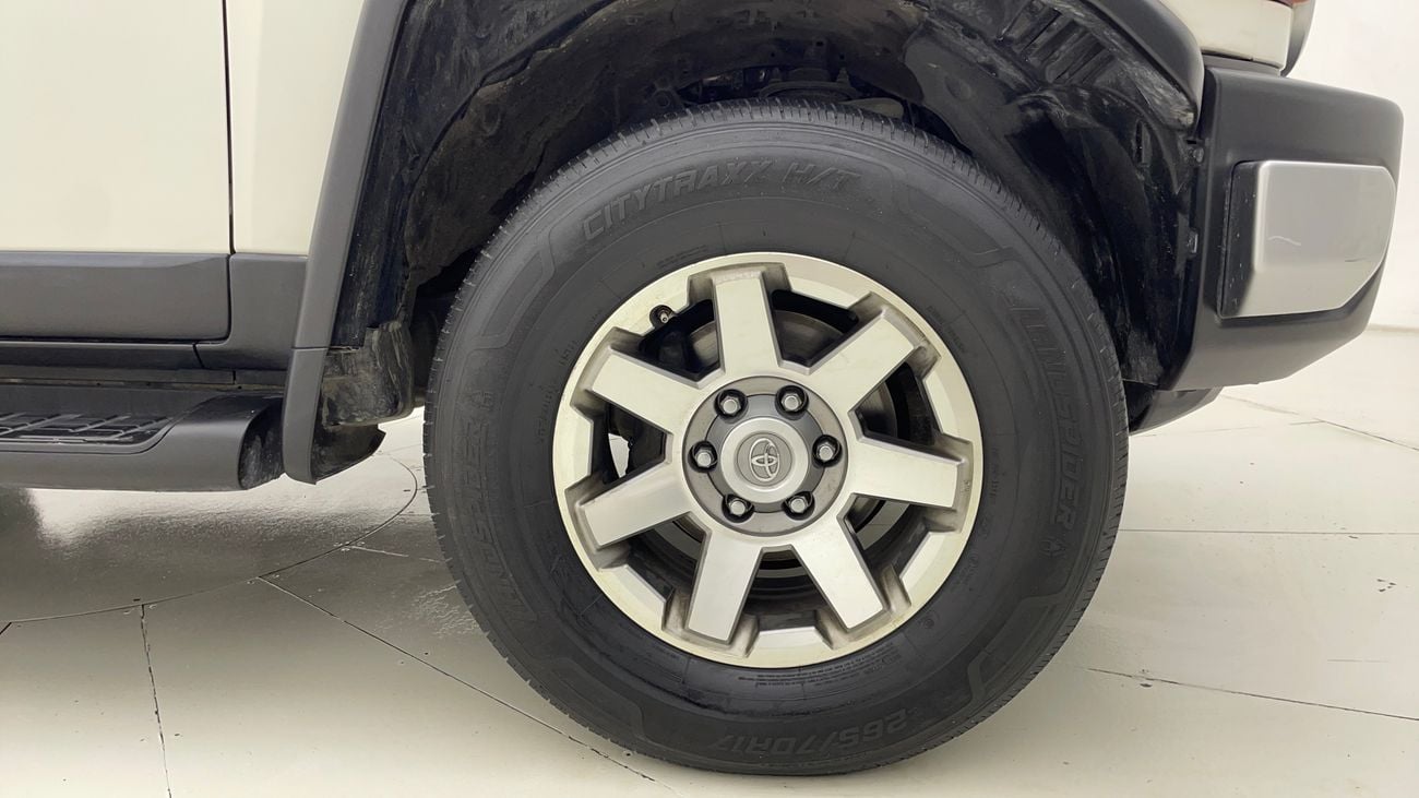 تويوتا إف جي كروزر 2021 GXR | AED 1716/Month | 0 DP | 30 Day Return | Warranty | Service History