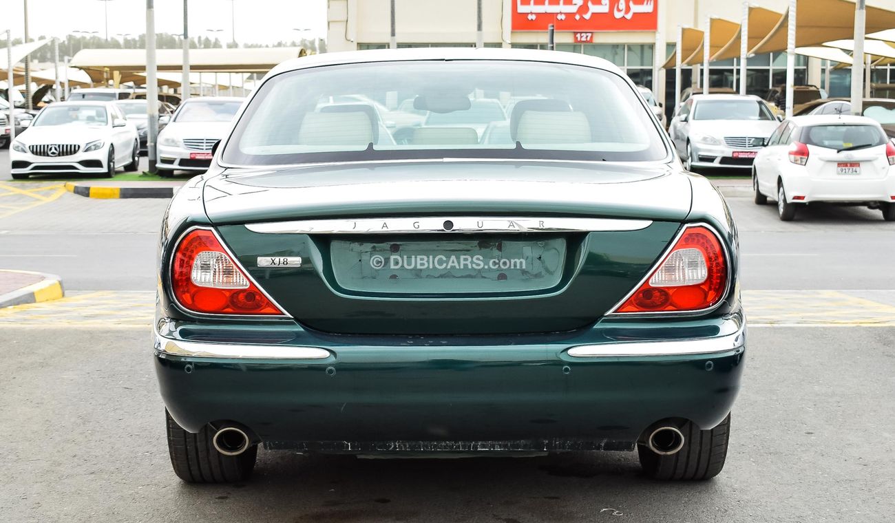 Jaguar XJ8 2004 Model Full options clean car  single owner use wellmaintaned
