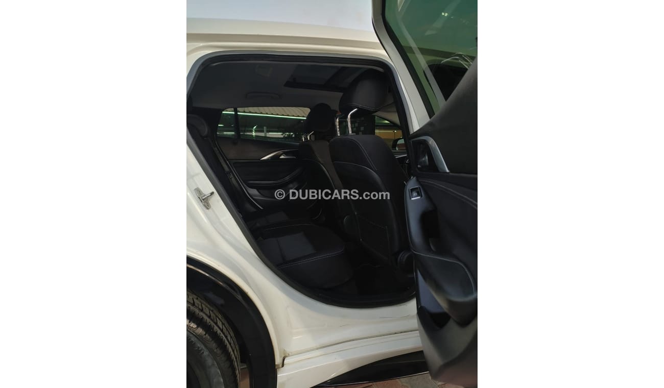 Infiniti Q30 Comfort