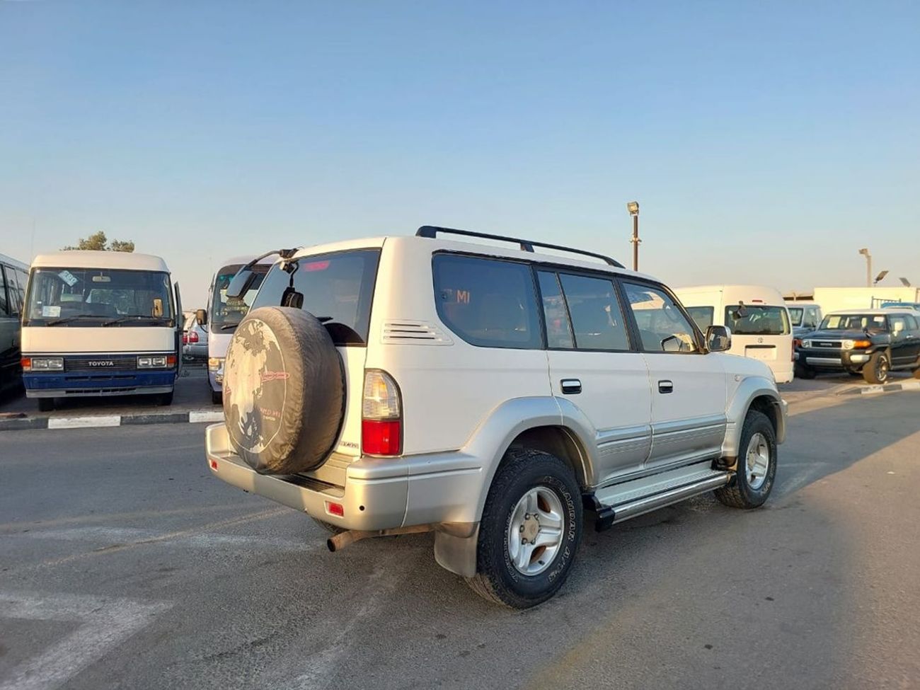 Toyota Land Cruiser TOYOTA LAND CRUISER PRADO SUV RHD 2001 MODEL 2.7 L PETROL AUTOMATIC(PM47611)